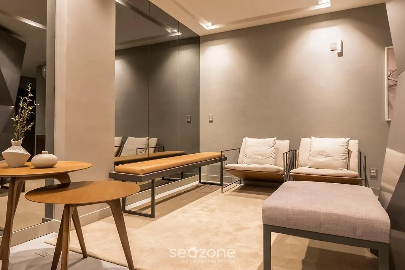 Estudio Em Predio Com Piscina Em Porto Alegre - Jre