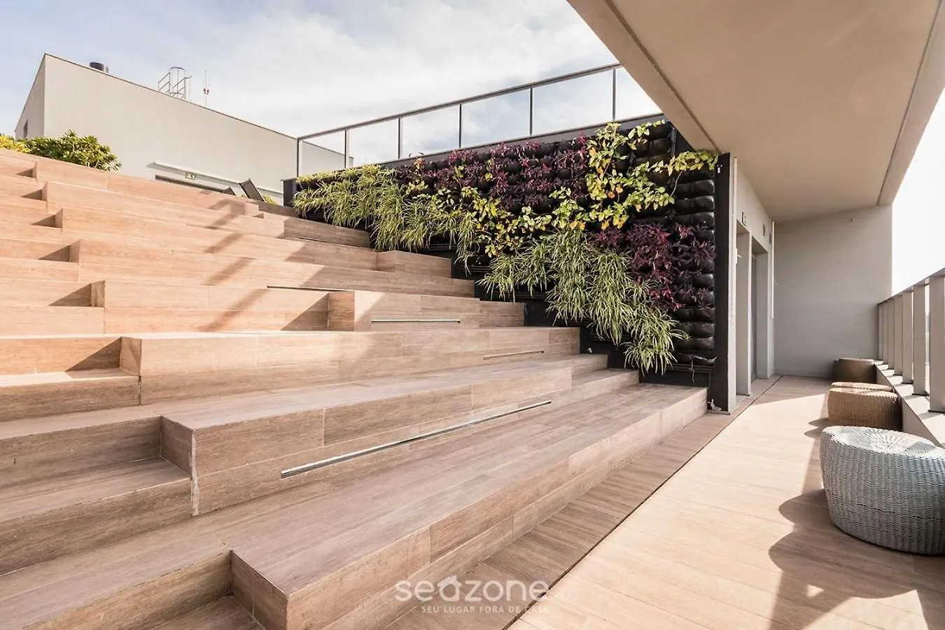 Estudio Em Predio Com Piscina Em Porto Alegre - Jre 0*,  Brazil